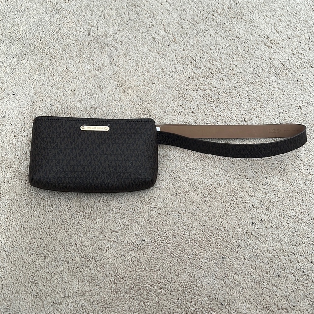 Michael Kors bumbag with adjustable belt